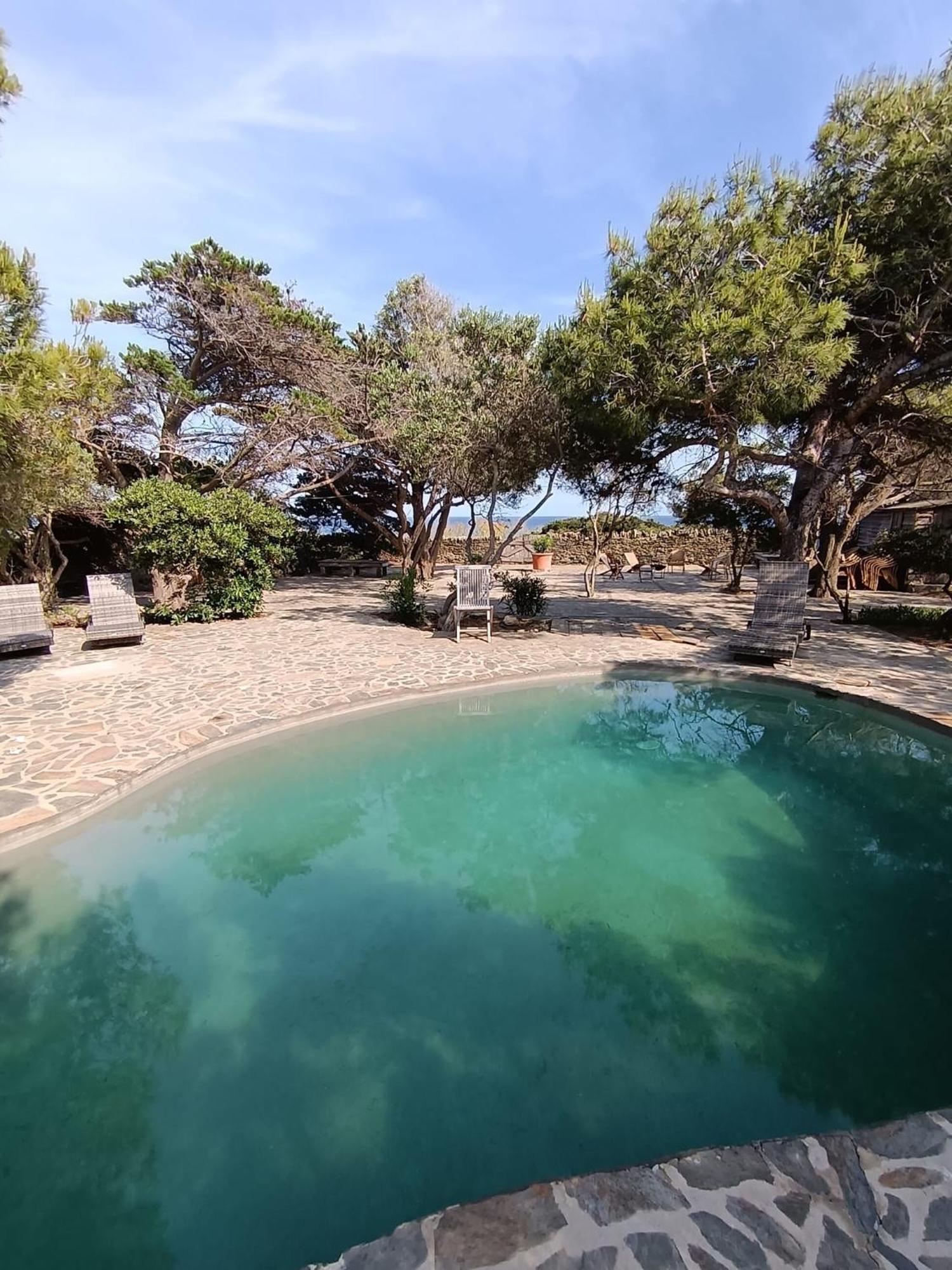 Isla Privada En Cadaques De Ensueno Con 11 Habitaciones Dobles Con Bano Privado Y Piscina Εξωτερικό φωτογραφία