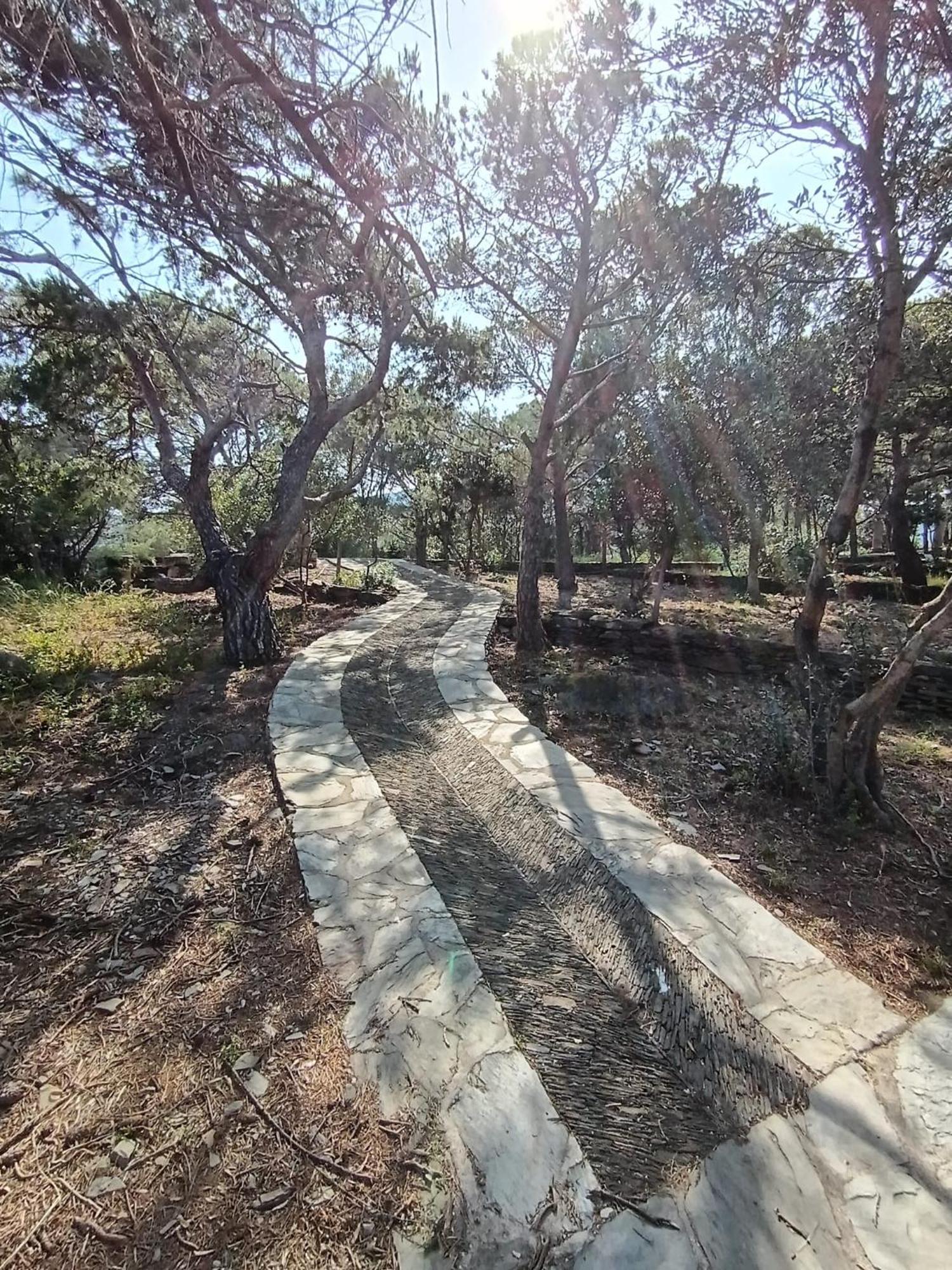 Isla Privada En Cadaques De Ensueno Con 11 Habitaciones Dobles Con Bano Privado Y Piscina Εξωτερικό φωτογραφία