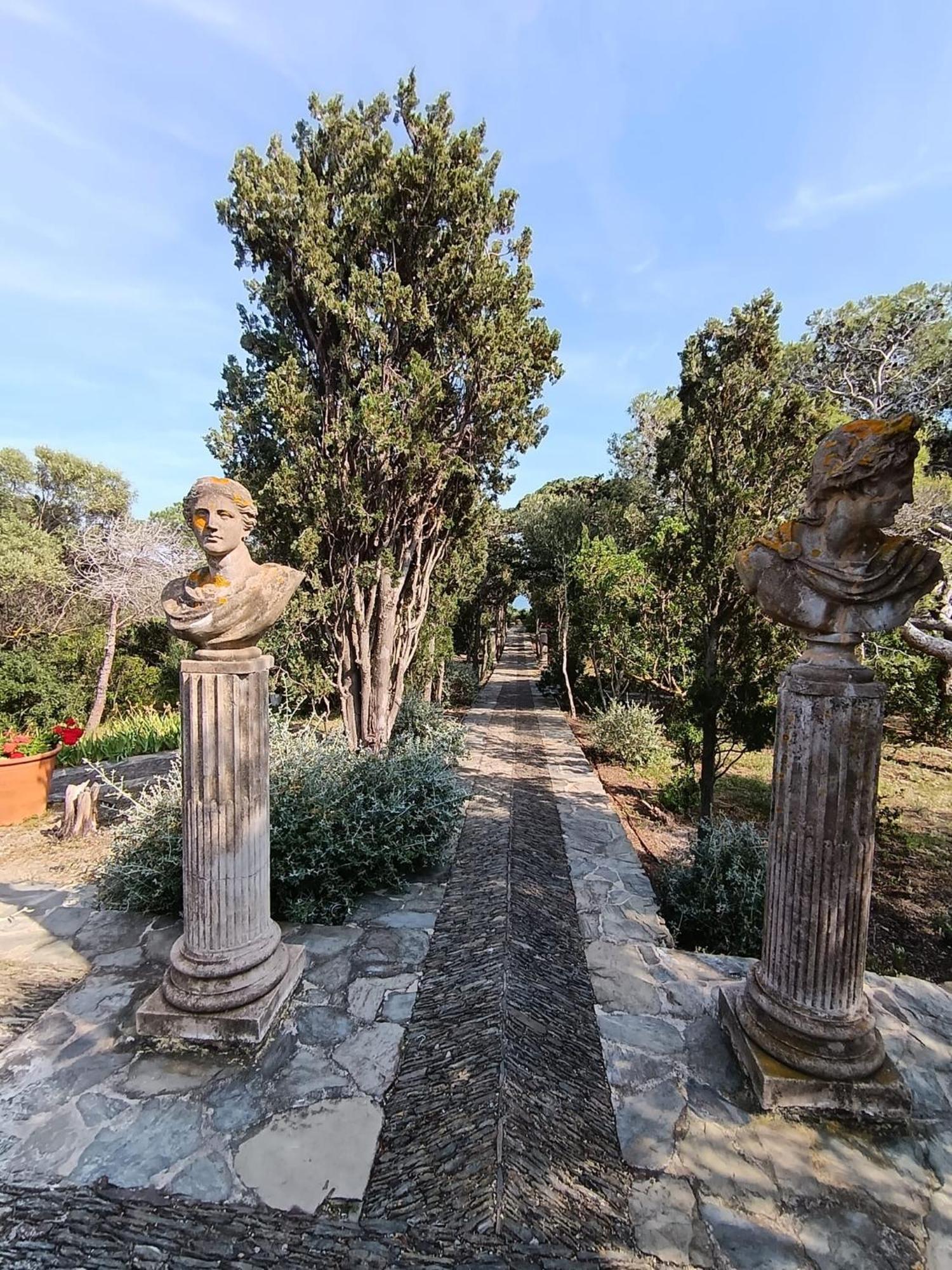 Isla Privada En Cadaques De Ensueno Con 11 Habitaciones Dobles Con Bano Privado Y Piscina Εξωτερικό φωτογραφία